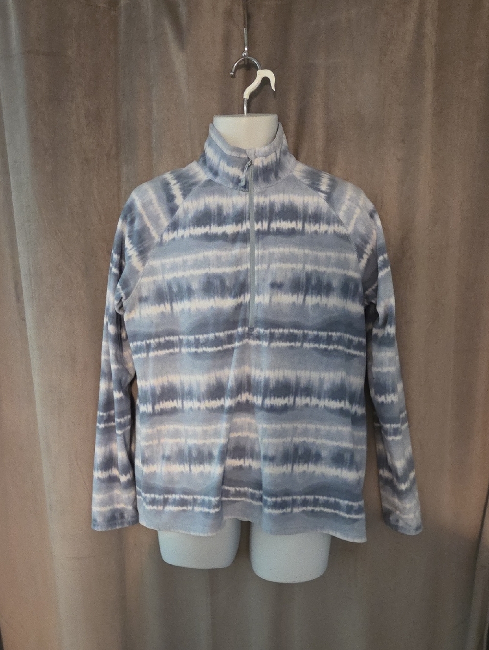 Eddie Bauer Women's Large Light Blue Tie-Dye Half-Zip Pullover